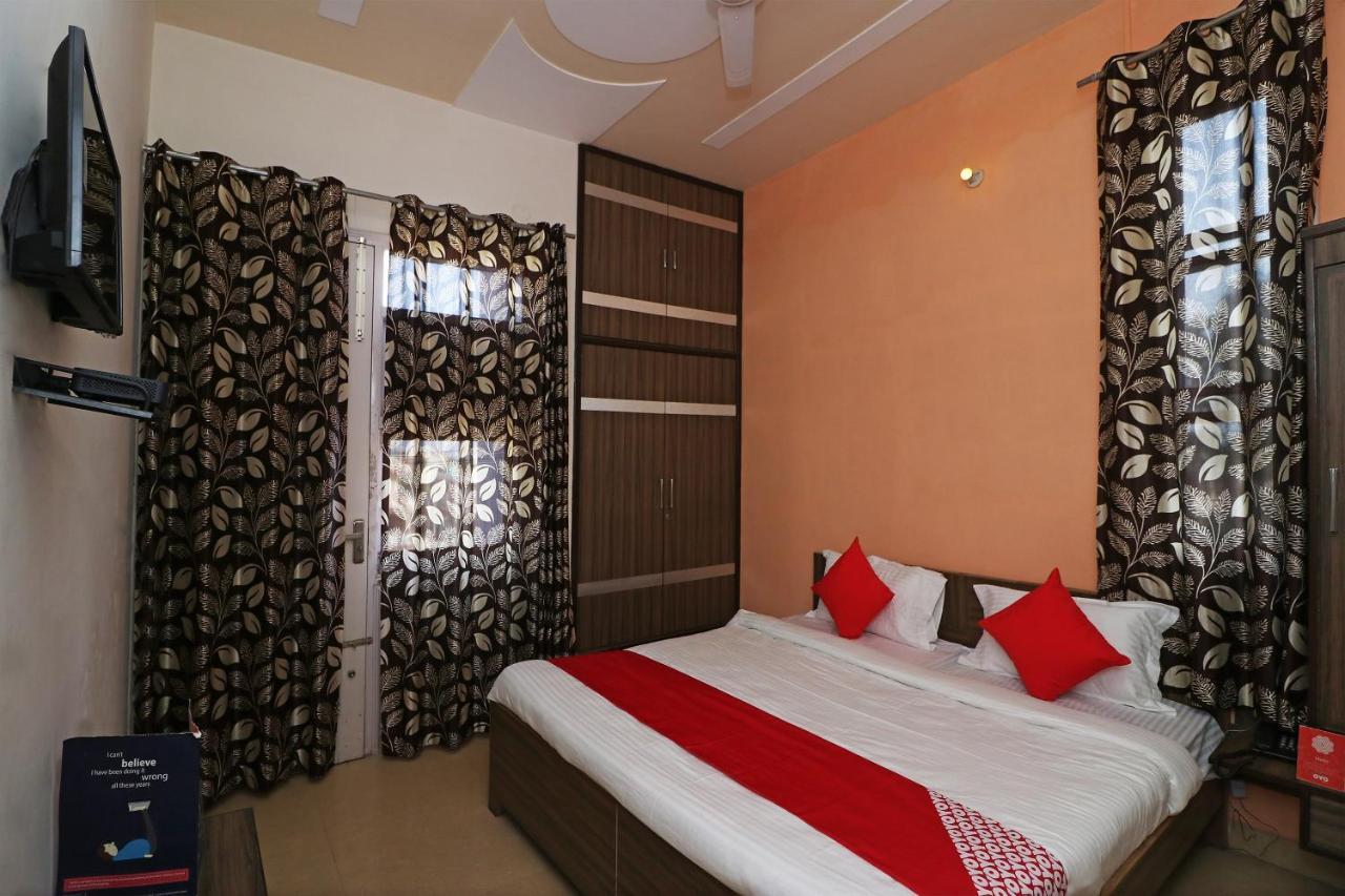 Oyo Flagship Mann Bed And Breakfast Rājpura Extérieur photo