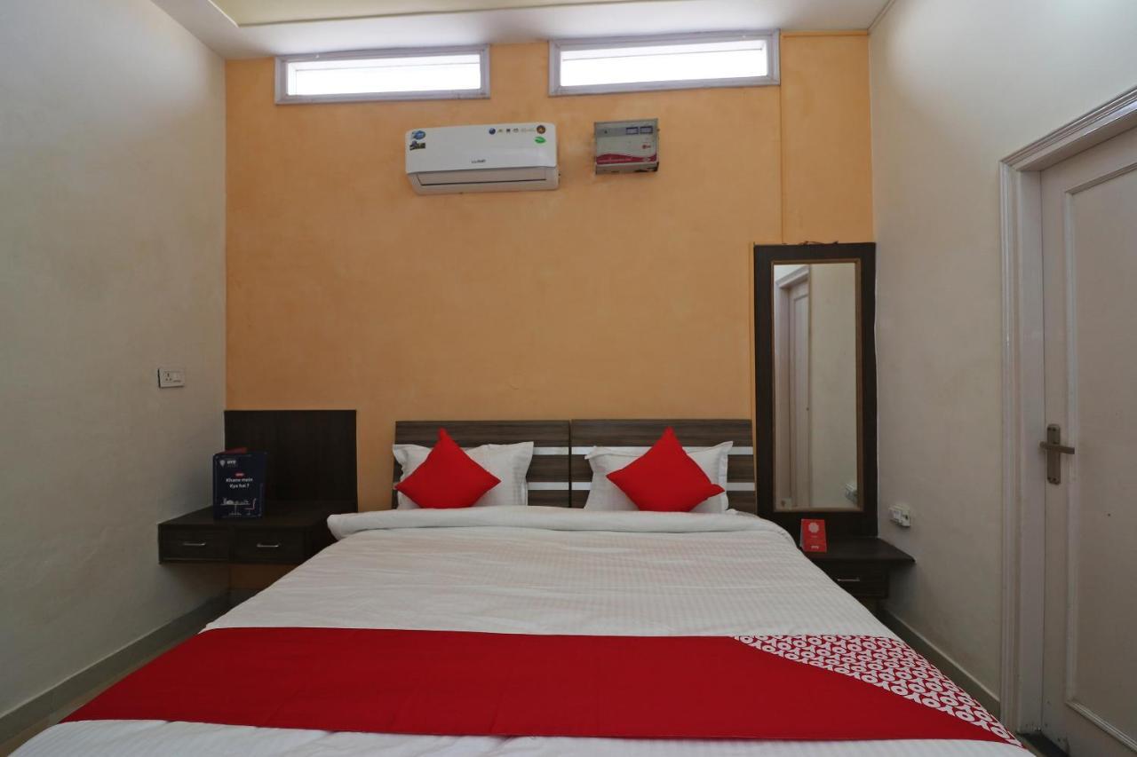 Oyo Flagship Mann Bed And Breakfast Rājpura Extérieur photo